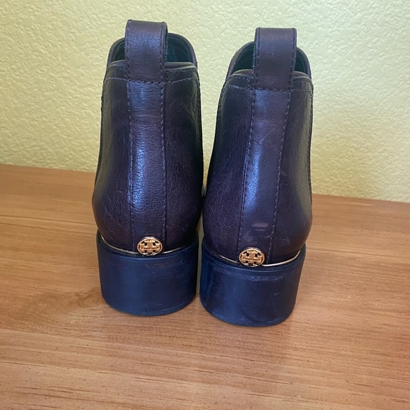 tory burch griffith chelsea boots (box included) - Picture 7 of 14